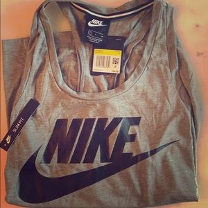 NWT Nike grey tank. Slim fit
